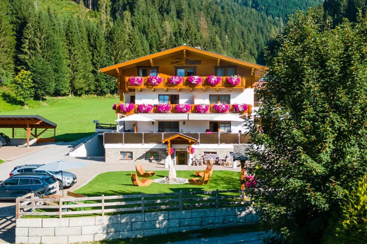 Sonnenterrasse mit Grill - Landhaus Maurer
