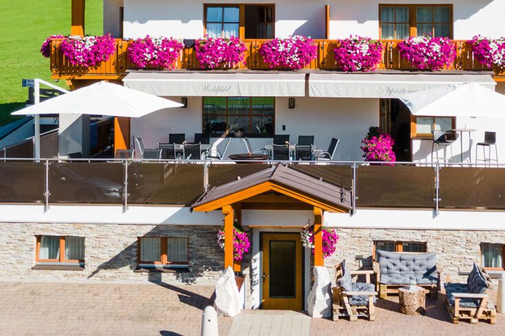 Sonnenterrasse mit Grill - Landhaus Maurer